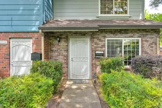 Photo #1: 224042026 Listing