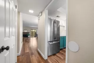 Photo #4: 224042788 Listing 