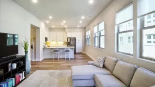 Photo #1: 224043136 Listing