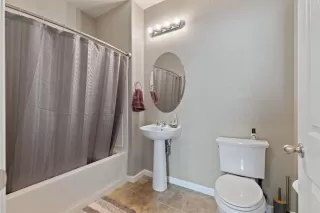 Photo #5: 224043268 Listing