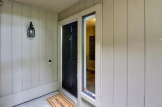 Photo #3: 224043406 Listing