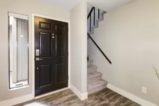 Photo #4: 224043406 Listing