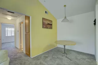 Photo #2: 224044418 Listing