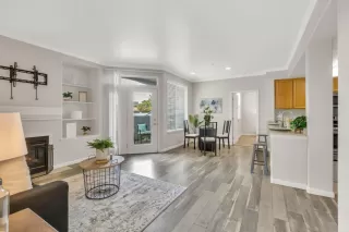 Photo #3: 224044613 Listing