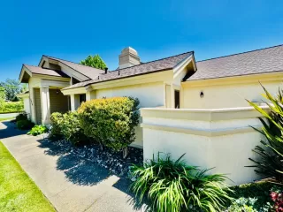 Photo #1: 224044756 Listing