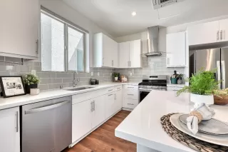 Photo #6: 224045245 Listing 