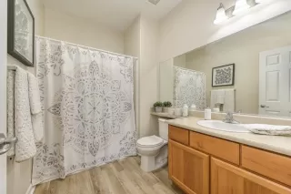 Photo #2: 224045271 Listing