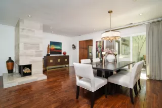 Photo #6: 224045444 Listing