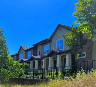 Photo #4: 224046619 Listing