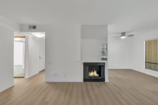 Photo #6: 224047373 Listing