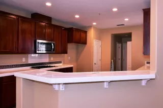 Photo #5: 224047388 Listing