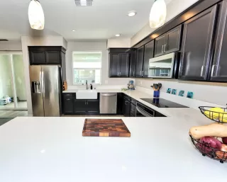 Photo #4: 224047585 Listing