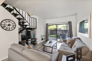 More Details about MLS # 224047945 : 5107 GRIFFIN OAKS LN