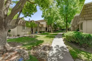 Photo #2: 224048062 Listing