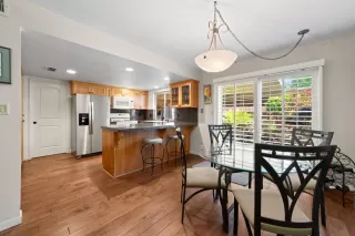 Photo #6: 224048062 Listing