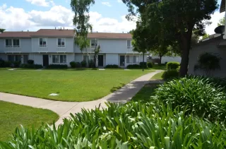 Photo #2: 224049484 Listing 