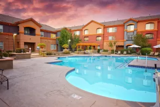 Photo #3: 224049627 Listing 