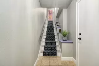 Photo #6: 224049627 Listing 