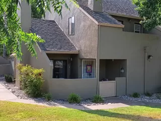 Photo #1: 224049640 Listing 