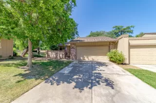 Photo #1: 224049884 Listing 