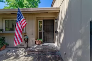 Photo #4: 224049884 Listing 