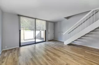 Photo #6: 224050048 Listing