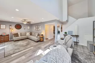 Photo #1: 224051510 Listing