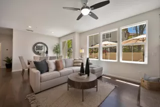 Photo #4: 224051967 Listing 