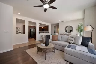 Photo #5: 224051967 Listing 