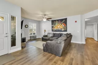 Photo #3: 224053385 Listing 
