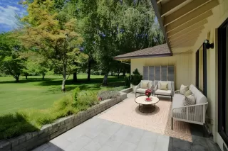 Photo #6: 224053720 Listing