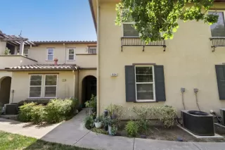 Photo #1: 224054208 Listing