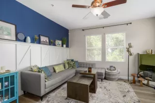 Photo #6: 224054208 Listing