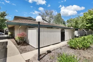 Photo #1: 224054263 Listing