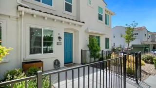 Photo #2: 224054413 Listing 