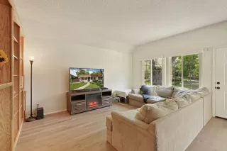 Photo #2: 224054479 Listing 