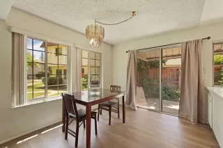 Photo #3: 224054479 Listing 