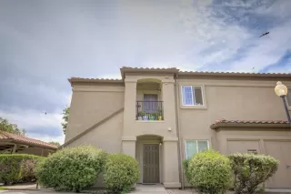 Photo #4: 224054981 Listing