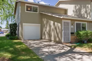 Photo #2: 224056438 Listing 