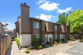 Photo #1: 224056917 Listing 