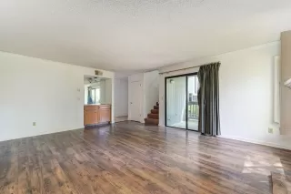 Photo #3: 224057457 Listing