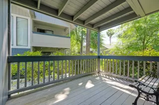 Photo #4: 224057457 Listing