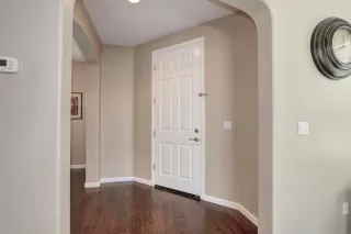 Photo #2: 224057576 Listing