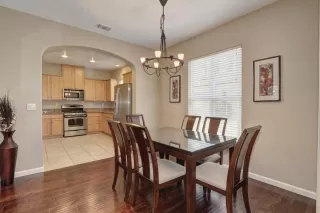 Photo #6: 224057576 Listing