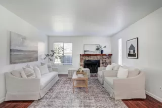 Photo #5: 224057879 Listing 