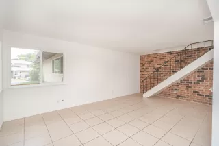Photo #2: 224058980 Listing 
