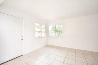 Photo #4: 224058980 Listing 