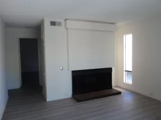 Photo #2: 224060144 Listing