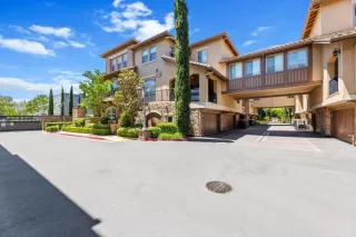 Photo #1: 224060278 Listing 