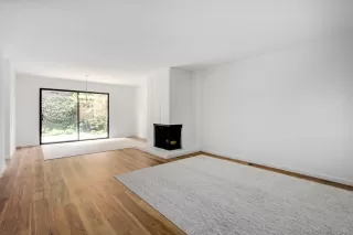 Photo #3: 224060613 Listing